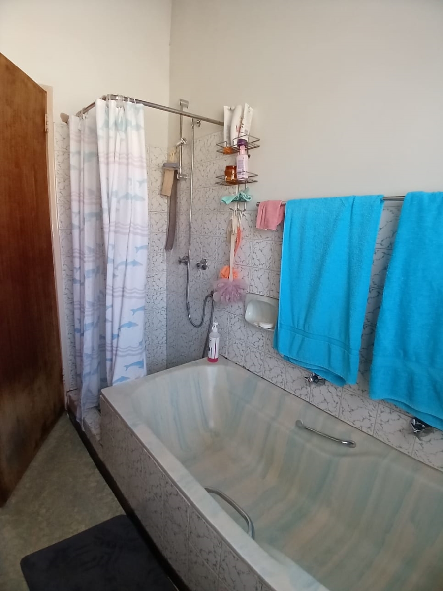 3 Bedroom Property for Sale in Vaalpark Free State